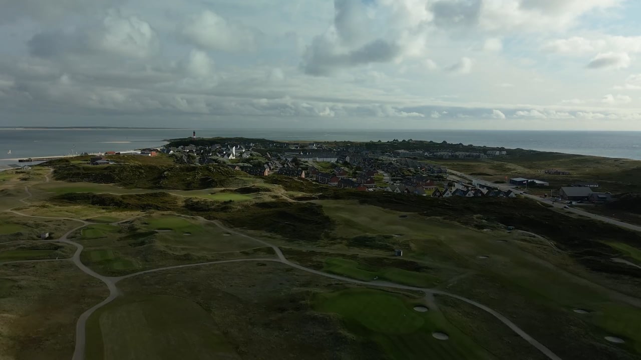 Hörnum auf Sylt von oben zwischen Dünen und Meer
