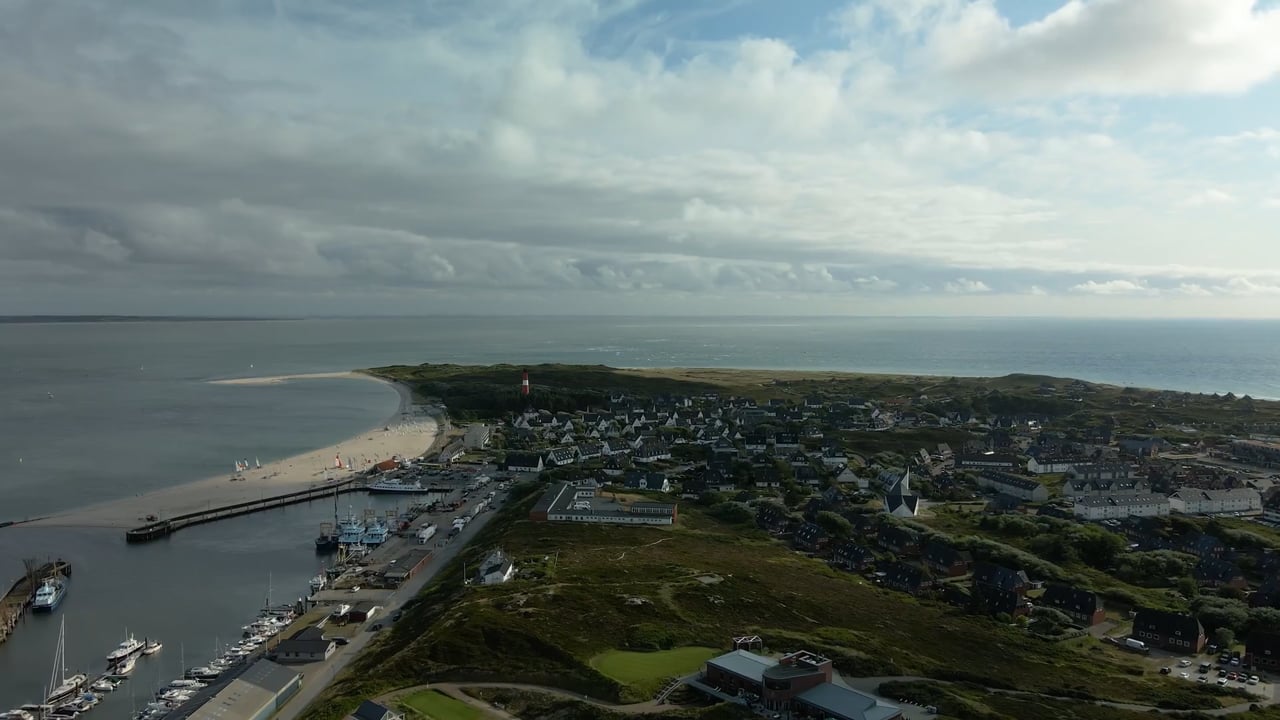 Hörnum Odde auf Sylt mit Strand und Hafen aus der Luft