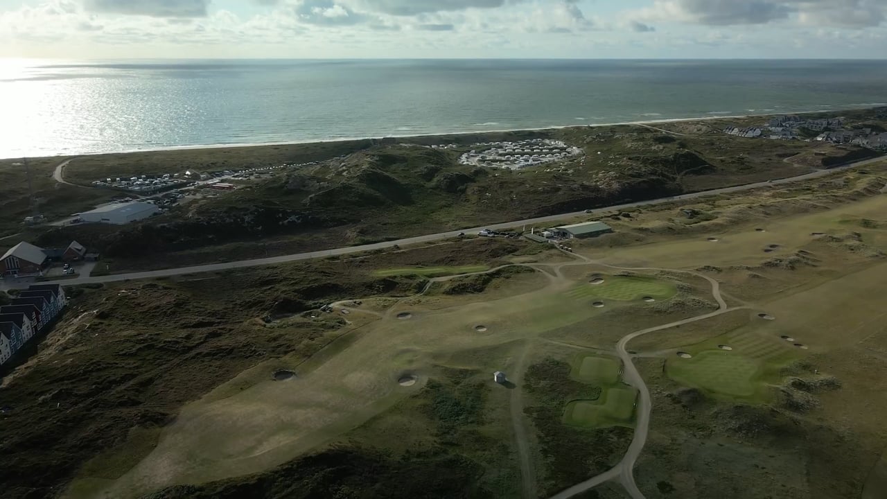 Dünen und Golfplatz in Hörnum auf Sylt mit Blick auf die Nordsee