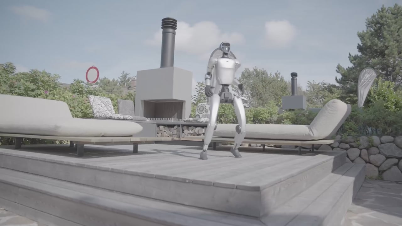 Humanoider Roboter auf einer Terrasse mit Outdoorkamin auf Sylt