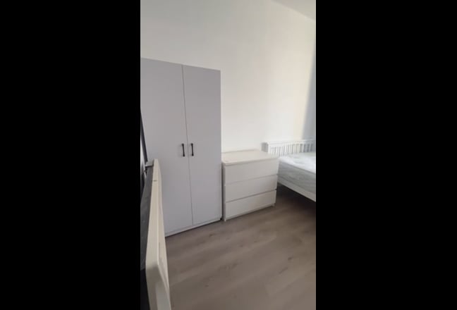 Video 1: 
