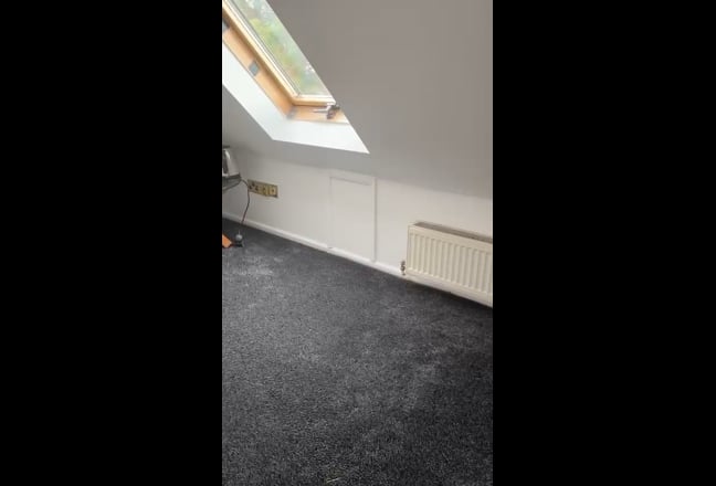 Video 1: Double Loft Room1 - Pic 1