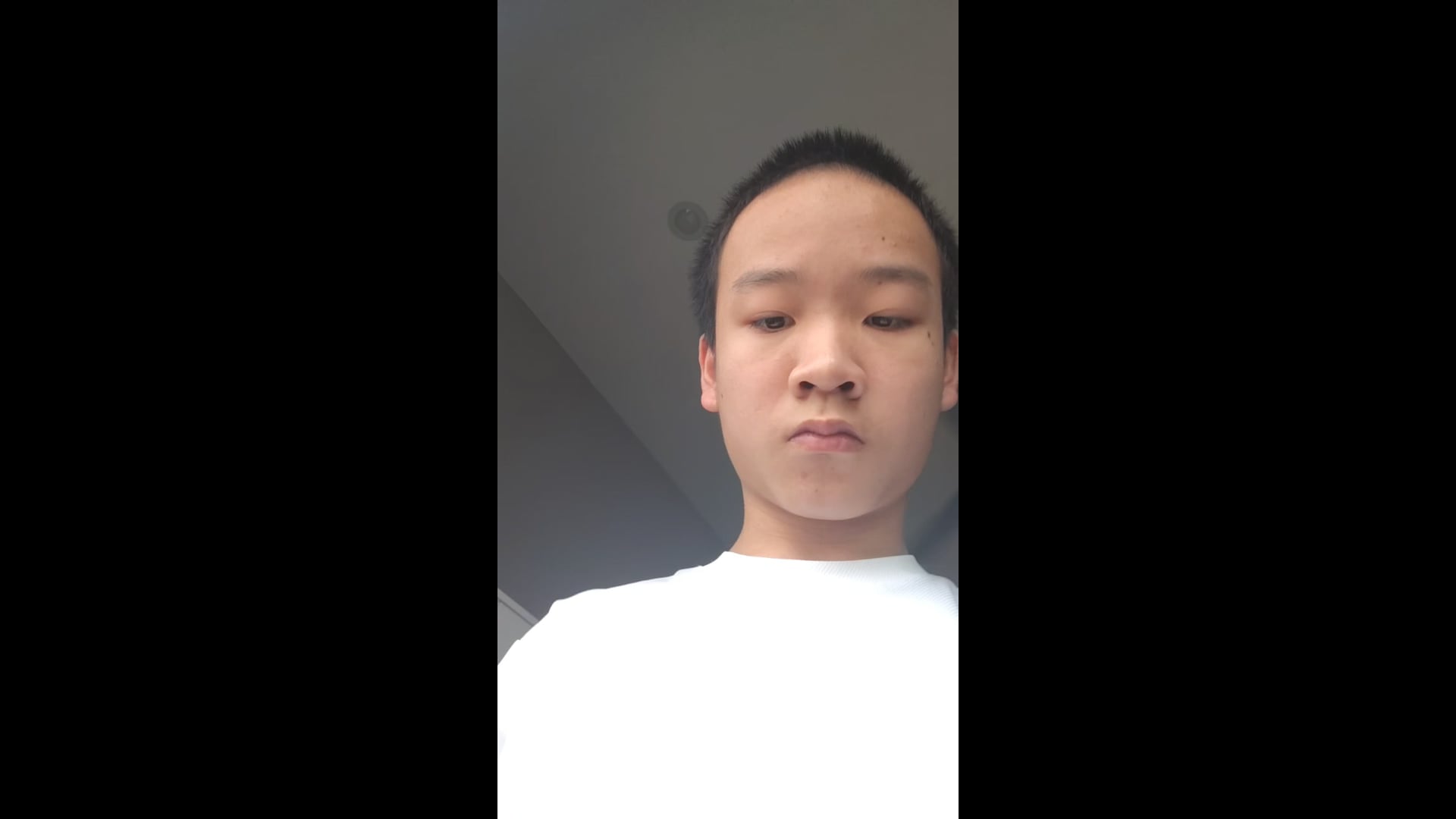 Watch Athlete's Vertical Jump: 24.5 inches