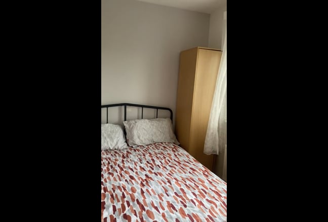 Room near Hinkley Point  Main Photo