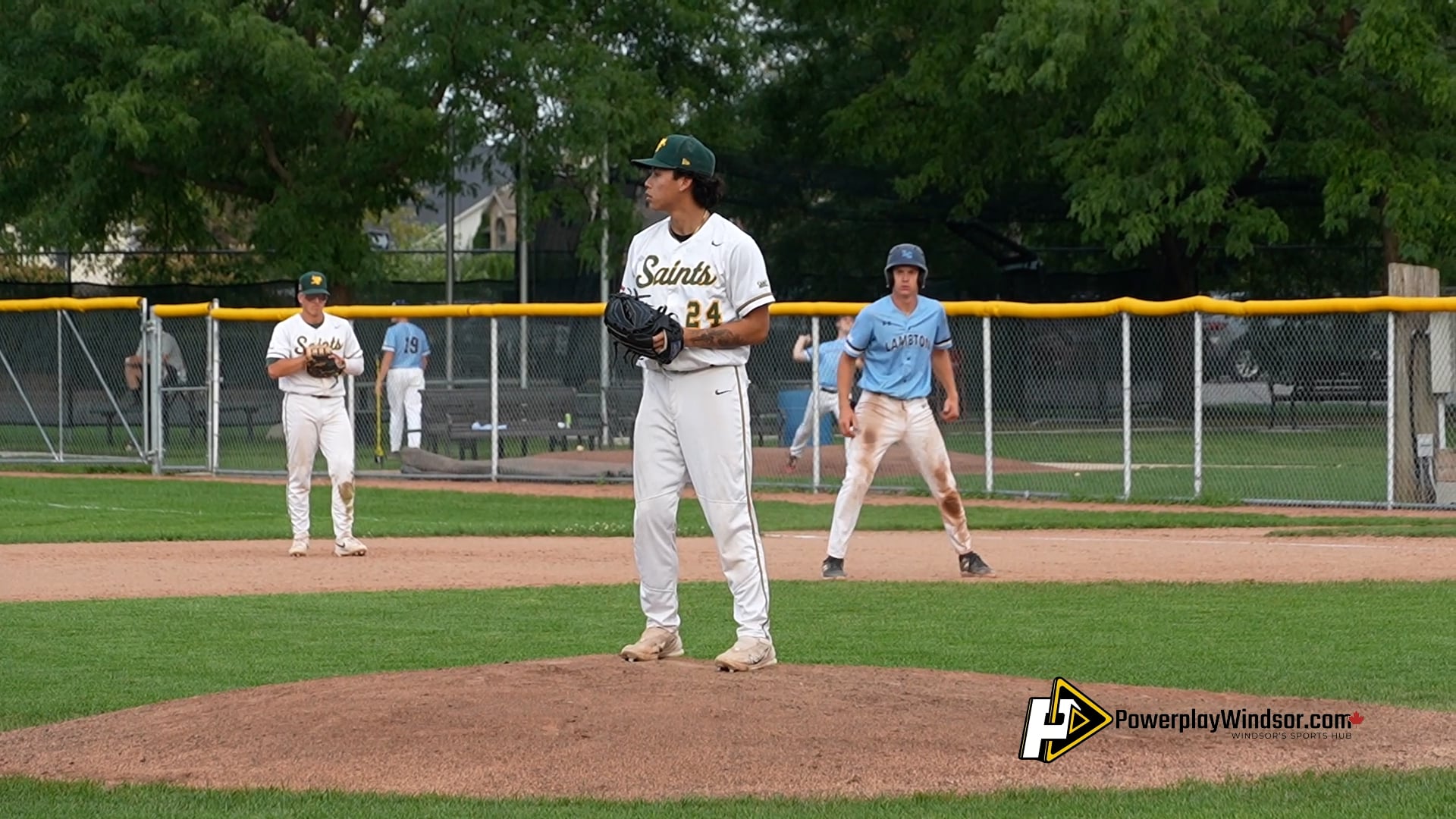 Laurence Aurelio picks off runner