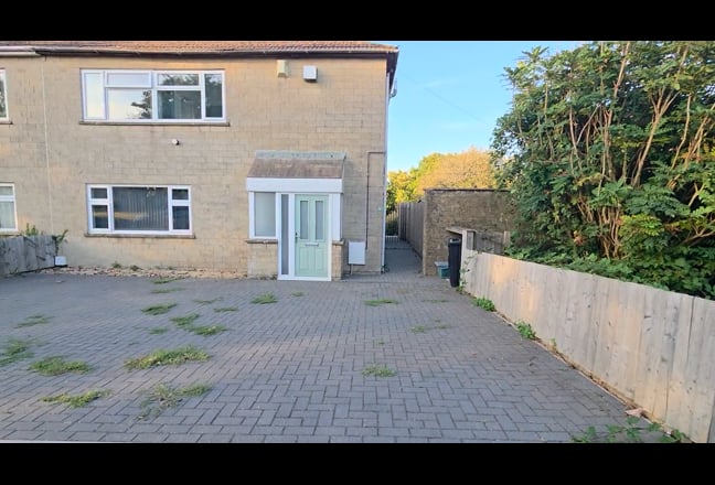 6 Double Bedroom - Odd Down Main Photo