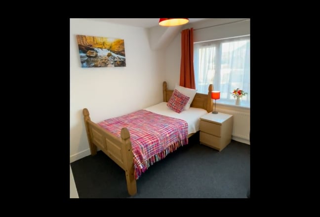 Video 1: Ensuite Bedroom