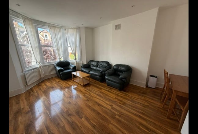 Luxury 2 Bedroom Flat (Tulse Hill-Herne Hill) Main Photo
