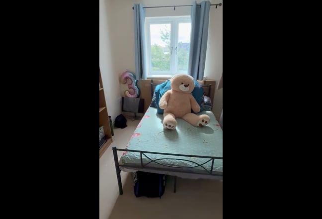 Double Room with Dedicated Bathroom  Main Photo