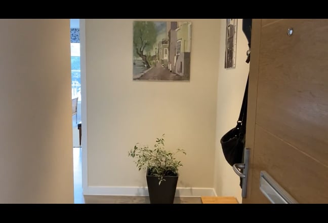 City Centre Prime Location - Private Bathroom Main Photo