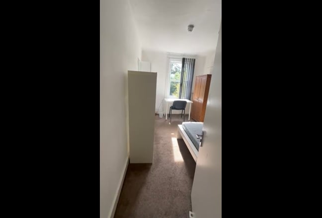 Video 1: Lounge