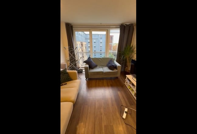 Double Room Available – Xchange Point, Islington Main Photo