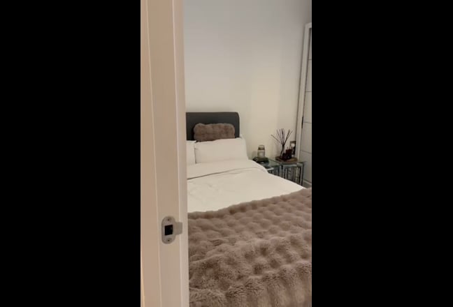 1 double bedroom, private bathroom (all bills inc) Main Photo