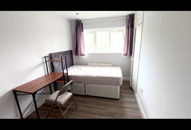 New Studio flat | UoB | QE | Bills Inc. Main Photo