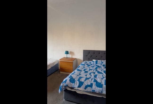 Rooms To Rent Main Photo