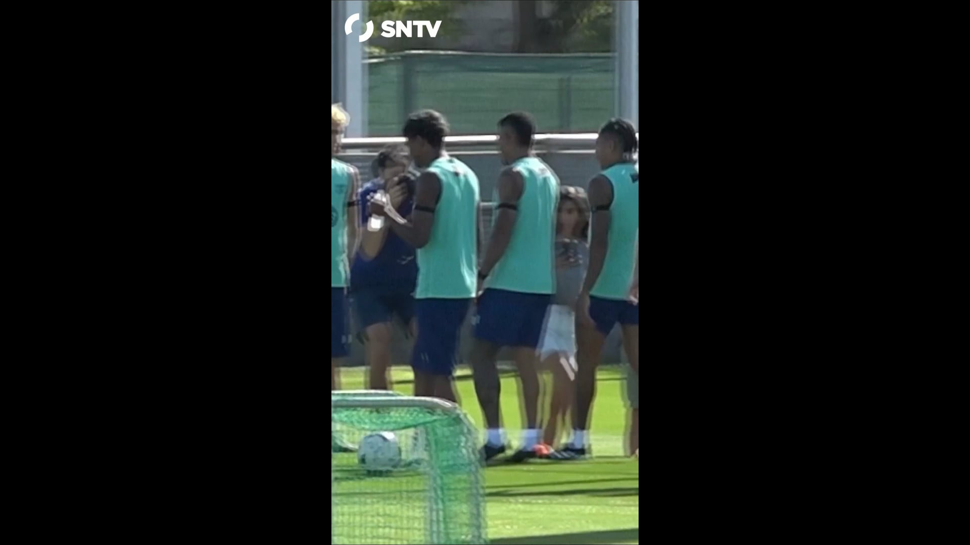 Free-scoring Barcelona train ahead of Levante trip in La Liga