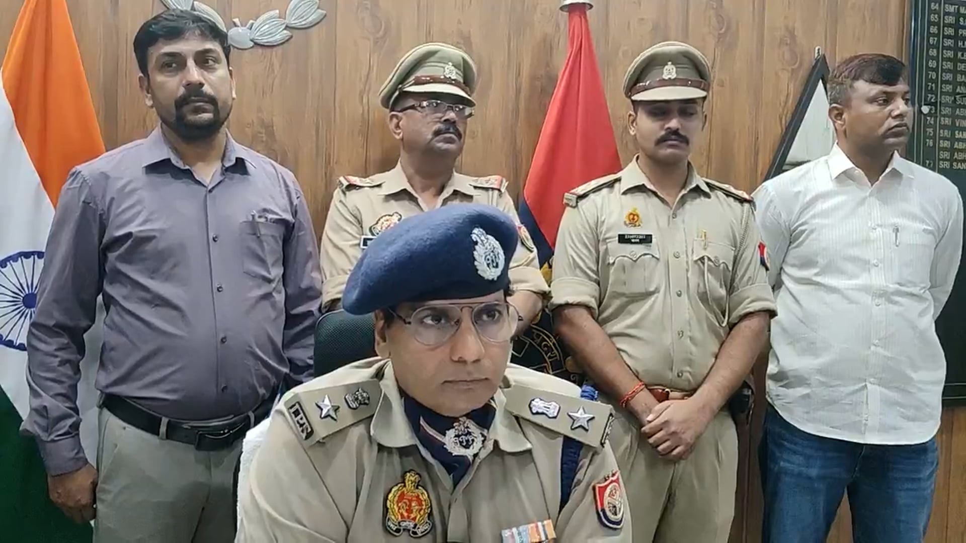🚨 लॉकेट स्नैचिंग का खुलासा! रामराज पुलिस ने 3 बदमाश दबोचे, मुठभेड़ में एक घायल |
