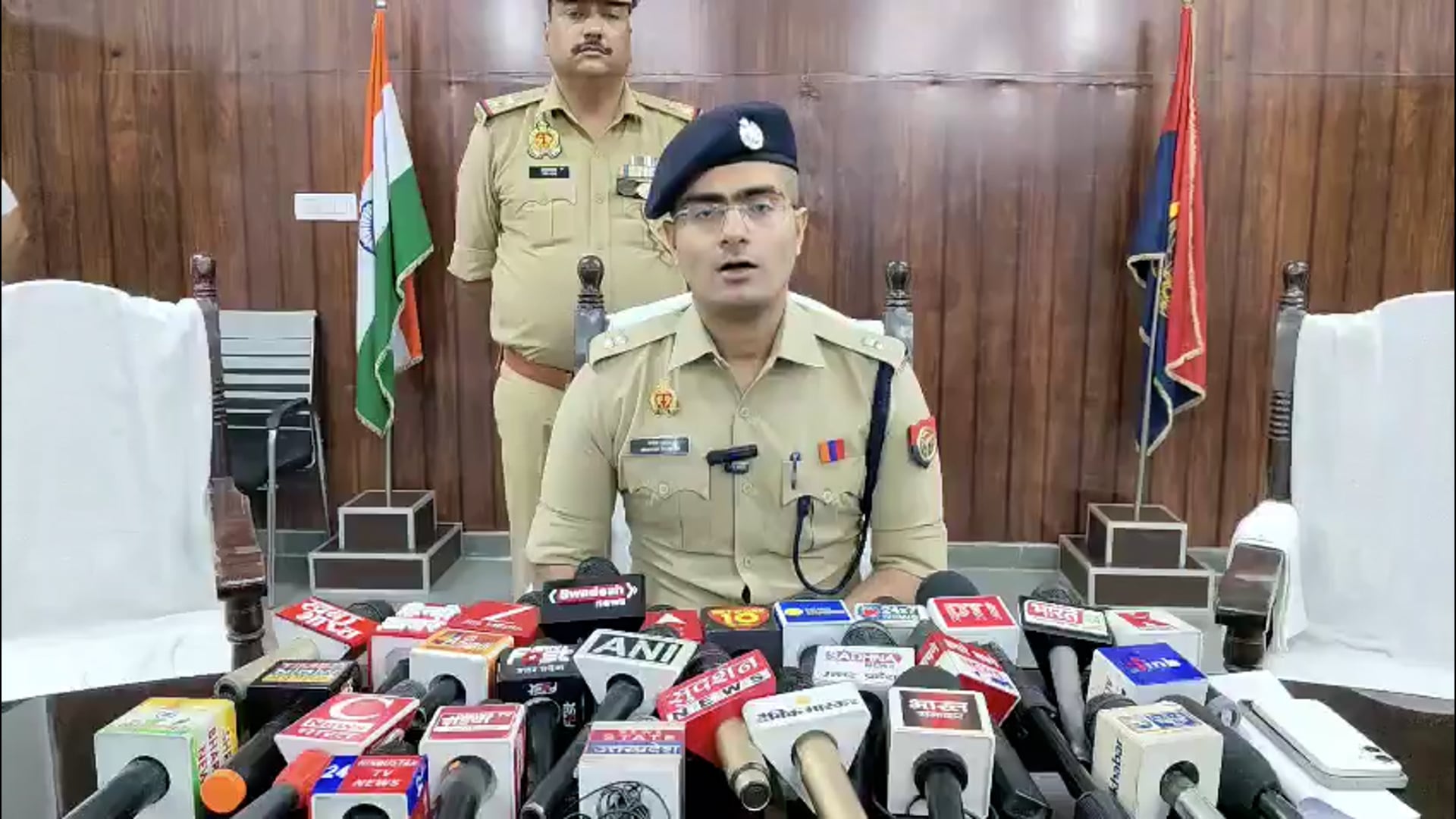 🚨 सरसावा पुलिस का बड़ा एक्शन! वाहन चोर गिरोह का पर्दाफाश, 3 शातिर गिरफ्तार; 9 चोरी की बाइक बरामद 🚔🔥