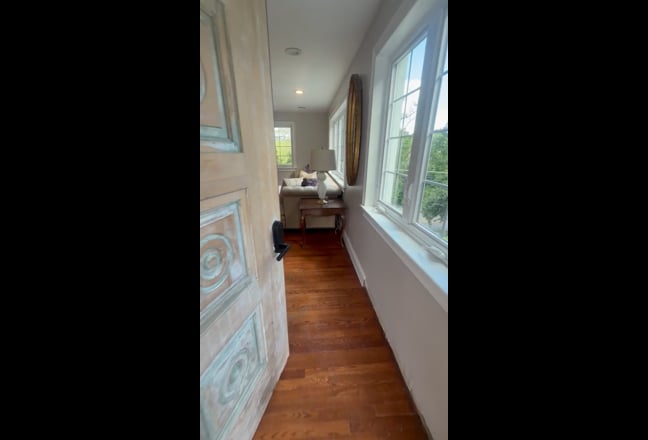 Large Room for Rent in Tuckahoe/Bronxville!!  Main Photo
