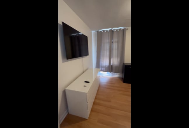 Room for rent  Main Photo