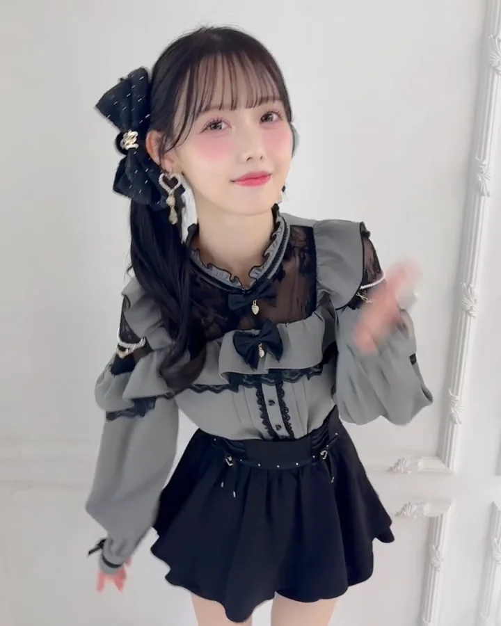 ダブルリボンサイドチェーンブラウス | Rlab store