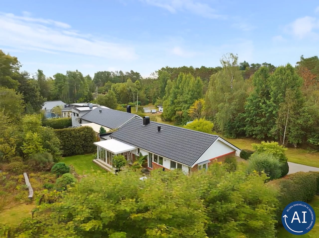 7 rum Villa på Gullvivevägen 8 Högenorum Stenungsunds kommun - video
