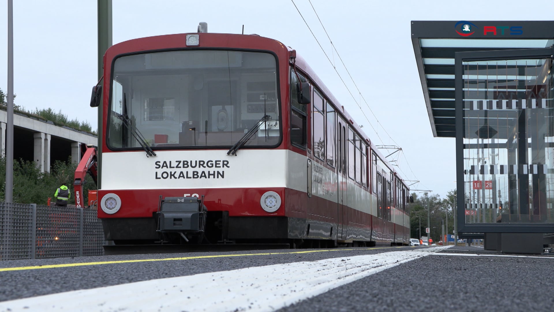 moderner-und-sicherer-salzburger-lokalbahn-wird-zukunftsfit