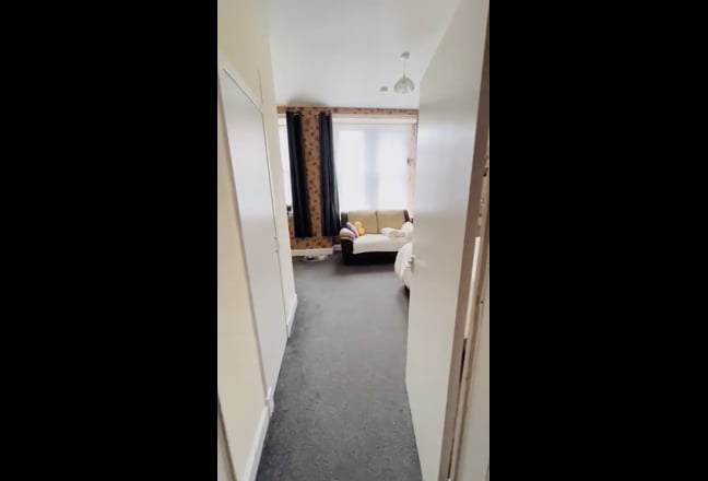 Video 1: 