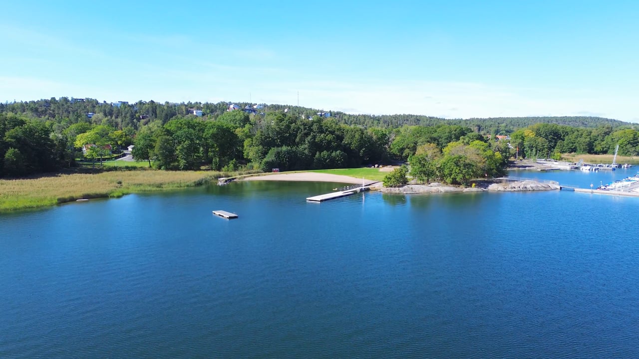 7 rum Villa på Strandallén 40 Tyresö strand Tyresö kommun - video