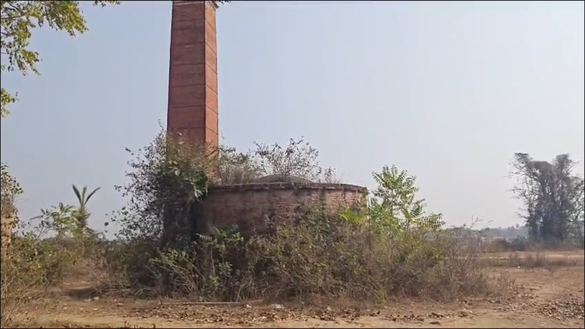 32 एकड़ में दफन है बांका के विकास का सपना, चार दशक से सिसक रही सिरेमिक फैक्ट्री