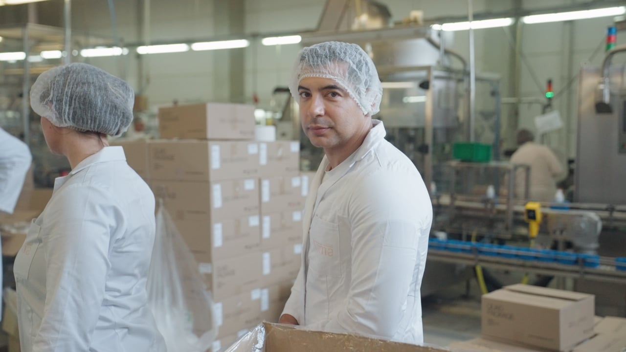 Industrievideo-Vorschau zu Skincare-Produktion