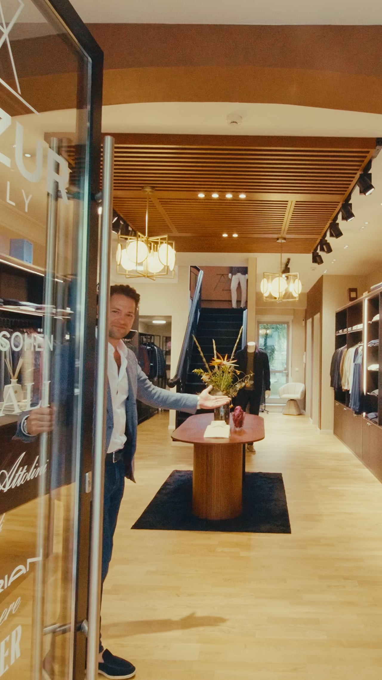 AZZUR Berlin · Im Store