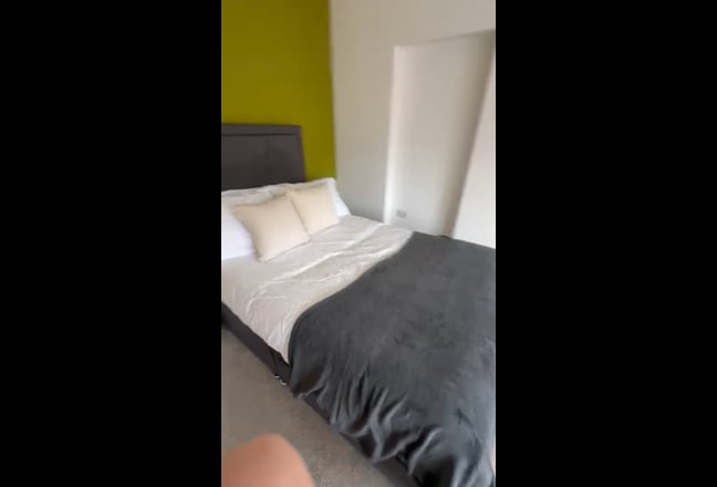 Spacious Ensuite in North End Available Now Main Photo