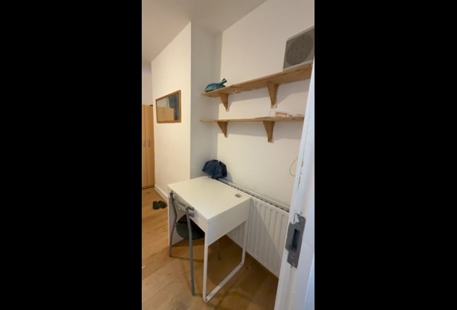 Video 1: Kitchen
