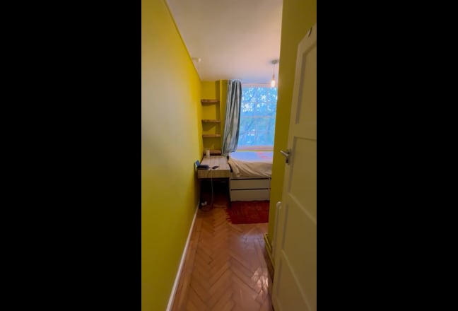 Video 1: Living room