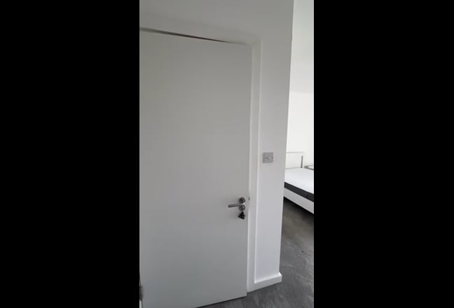 Huge en-suite double near Wembley Park Main Photo