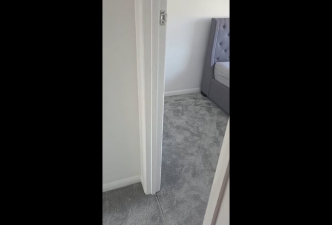 Double part furnished recently decorated room. Main Photo