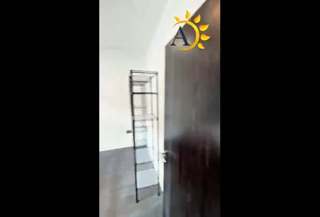 ✨ Stunning Modern 2 Bed Flat in Mile End E3 ✨ Main Photo