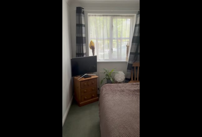 🛌 Double Room in Quiet 2-Person Share – Isleworth Main Photo