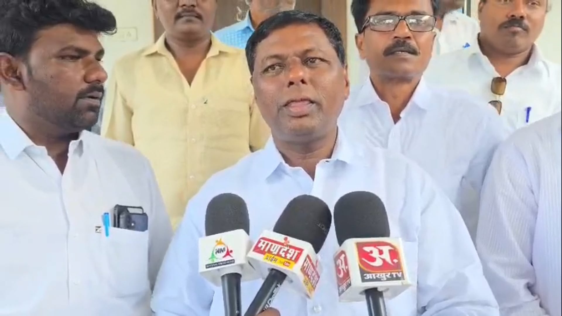 आटपाडी नगरपंचायत मध्ये भाजप सत्तेत आल्यापासून वाटोळे करून टाकले आहे राजेंद्र खरात