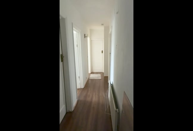 Bright Single Room - Penge West/Crystal Palace  Main Photo