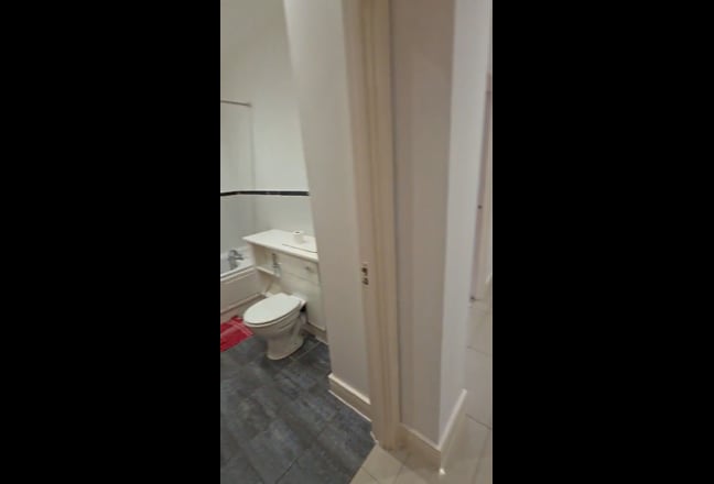 Spacious 2 Bedroom Apartment | Greystoke House Main Photo