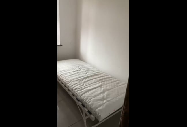 Single room Main Photo