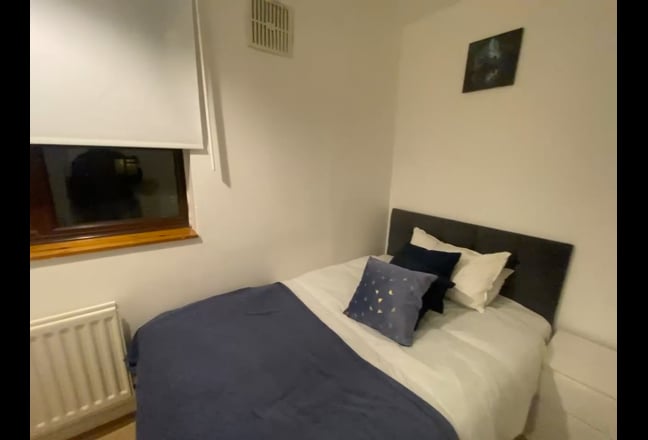 Premium Double | Newly Refurb | Greenwich | 3bath Main Photo
