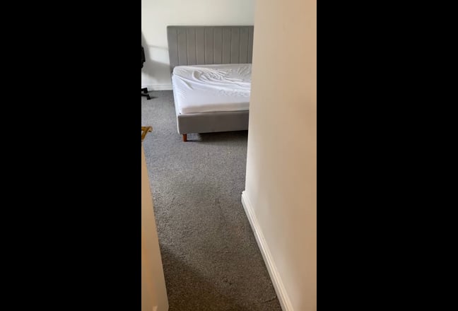 🏡Spacious Room Available for Single Person- PE7🏡 Main Photo
