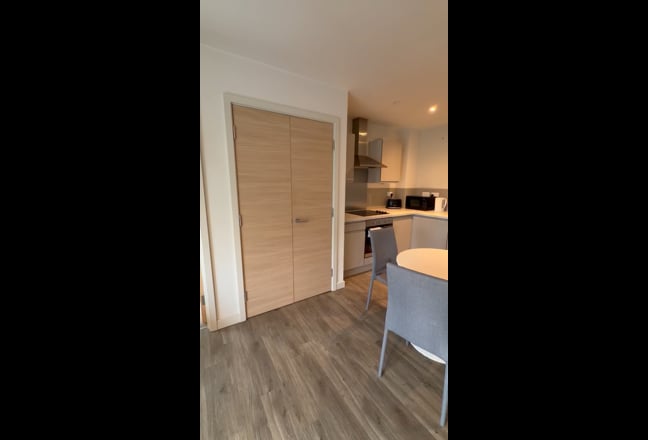 🏡 Double Room with ensuite available 🛁✨️  Main Photo