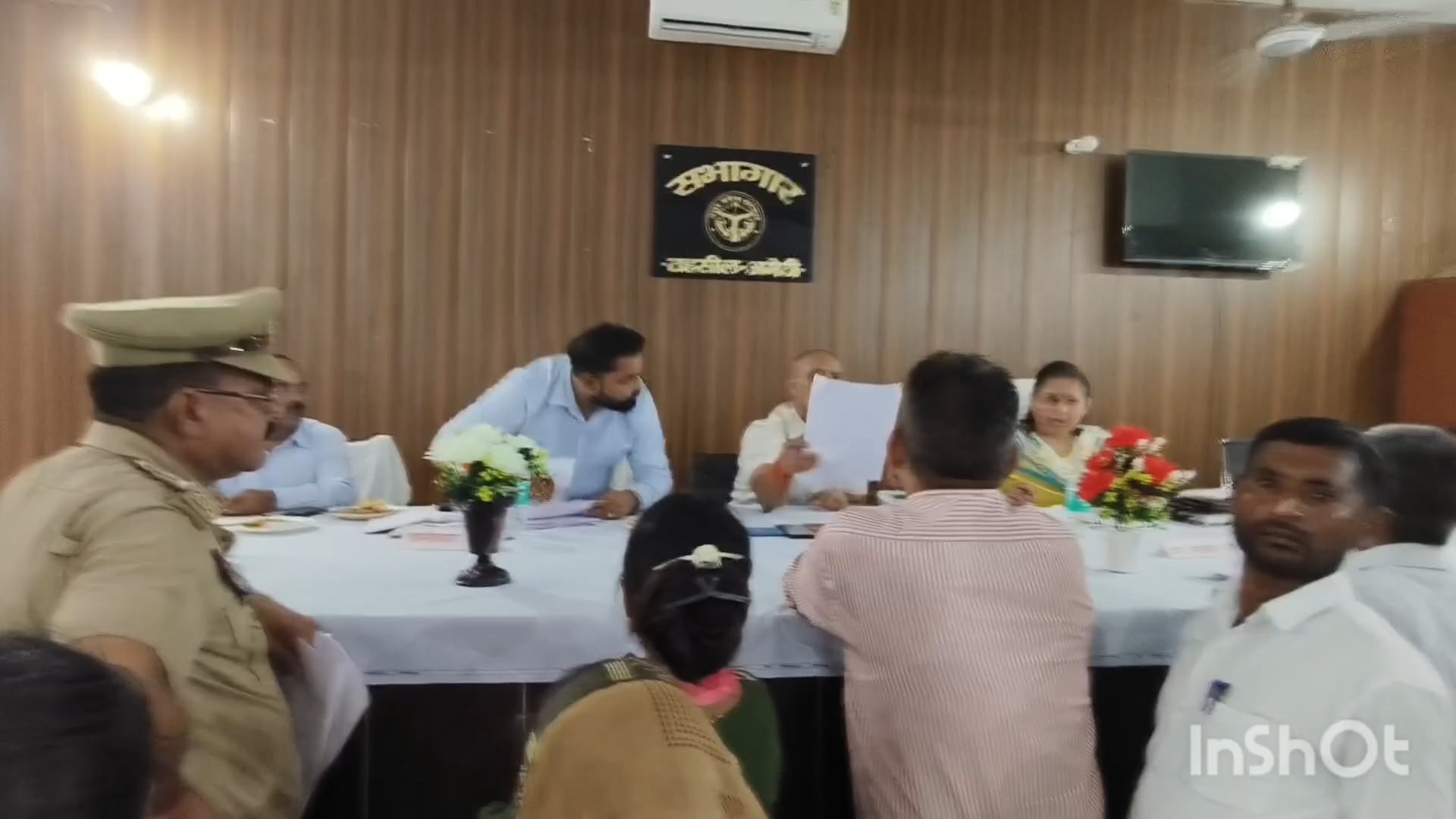 अमेठी में सम्पूर्ण समाधान दिवस समारोह संपन्न कराया गया। जिसमें ADM ज्योती सिंह व उपजिलाधिकारी पंकज मिश्रा एवं नायब तहसील