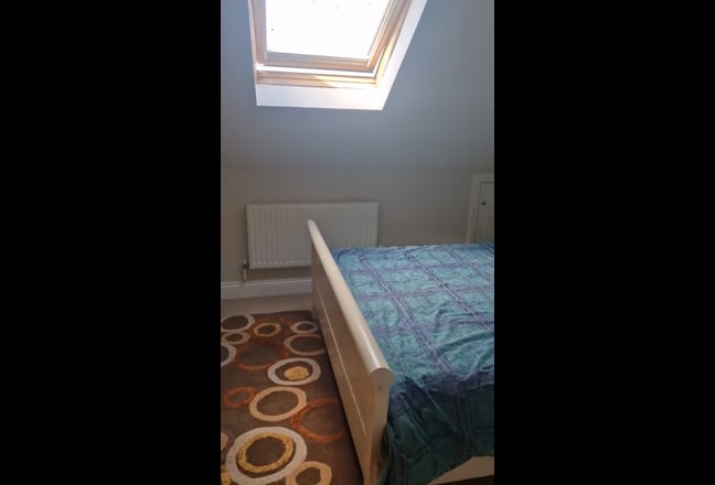 Furnished double room all bills inc Main Photo
