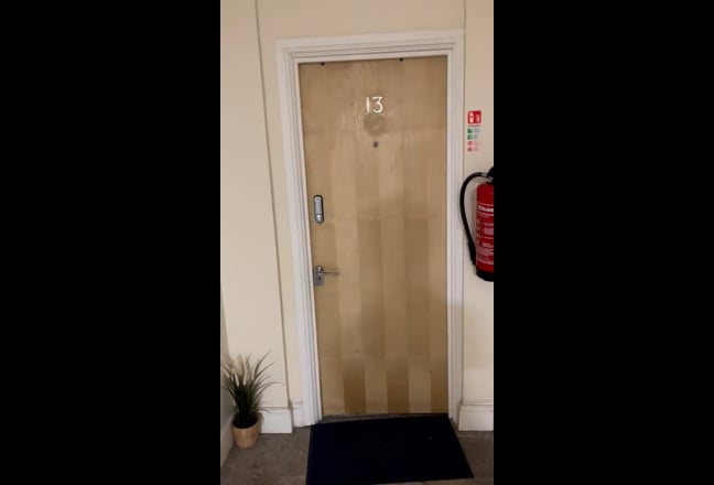 Double room available to let in Hornsey Main Photo