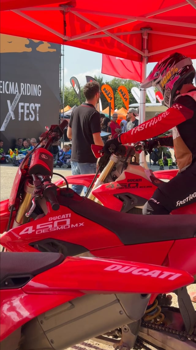 B- ROLL Ducati ERFX 26
